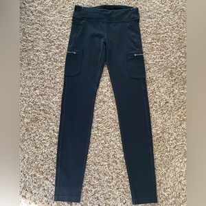 Athleta Girls Leggings with side pockets